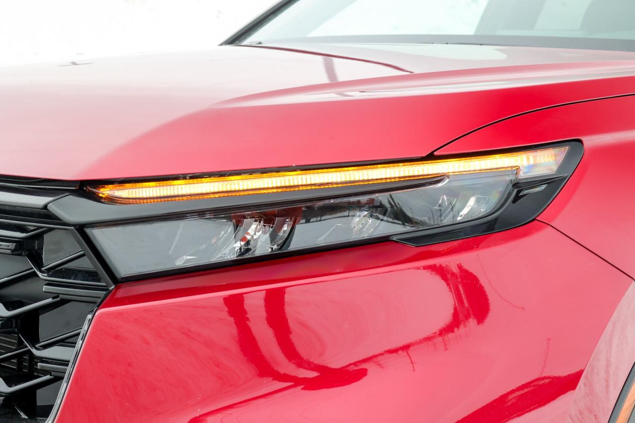 2024 Honda CR-V Hybrid Touring 4dr All-Wheel Drive Photo