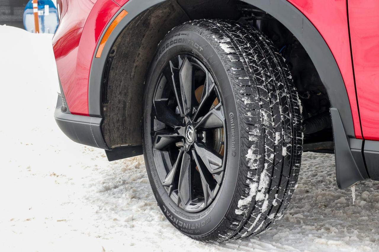 2024 Honda CR-V Hybrid Touring 4dr All-Wheel Drive Photo