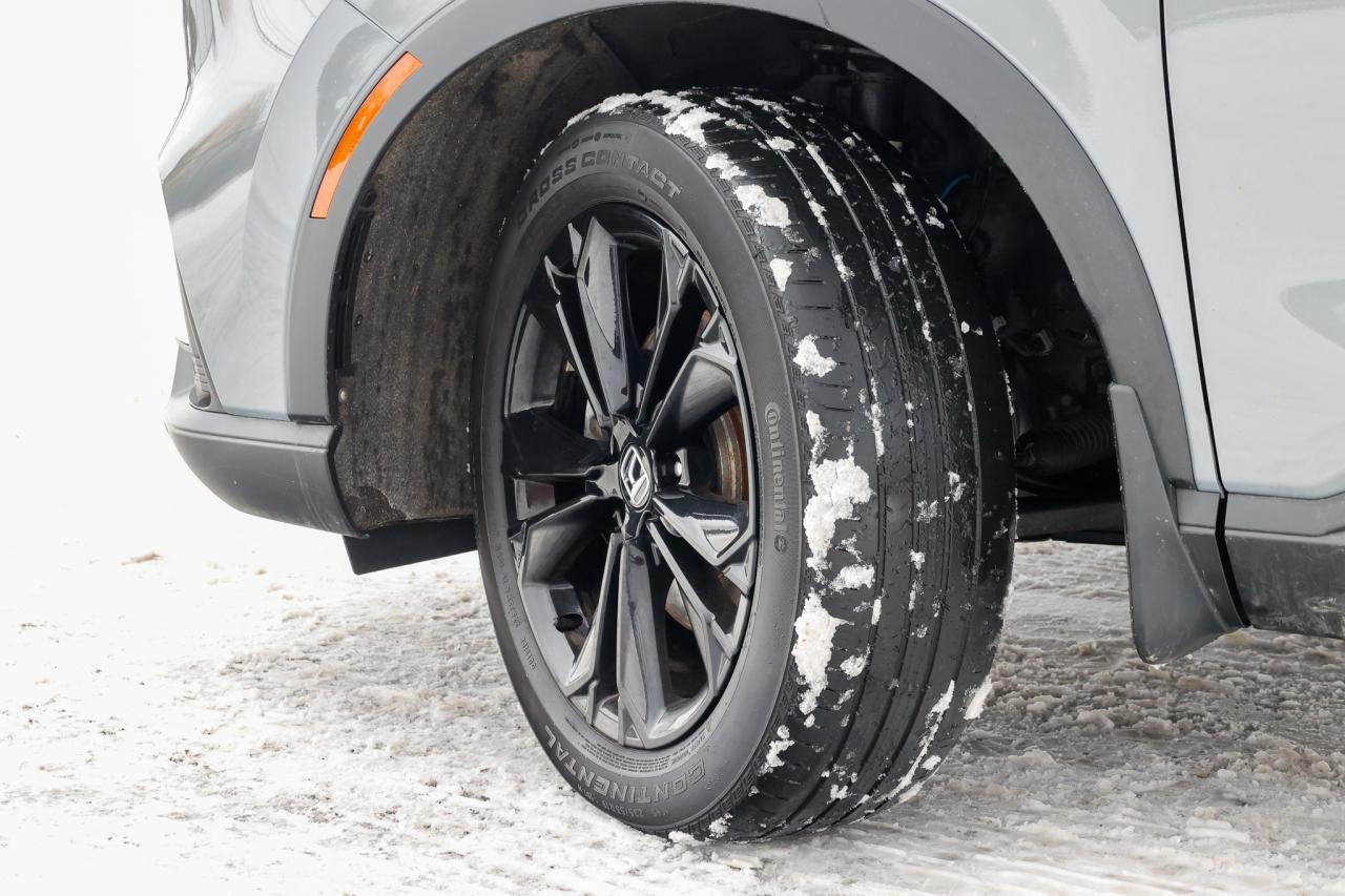 2023 Honda CR-V Hybrid Touring 4dr All-Wheel Drive Photo