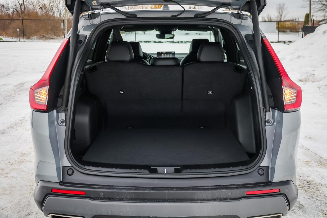 2023 Honda CR-V Hybrid Touring 4dr All-Wheel Drive Photo