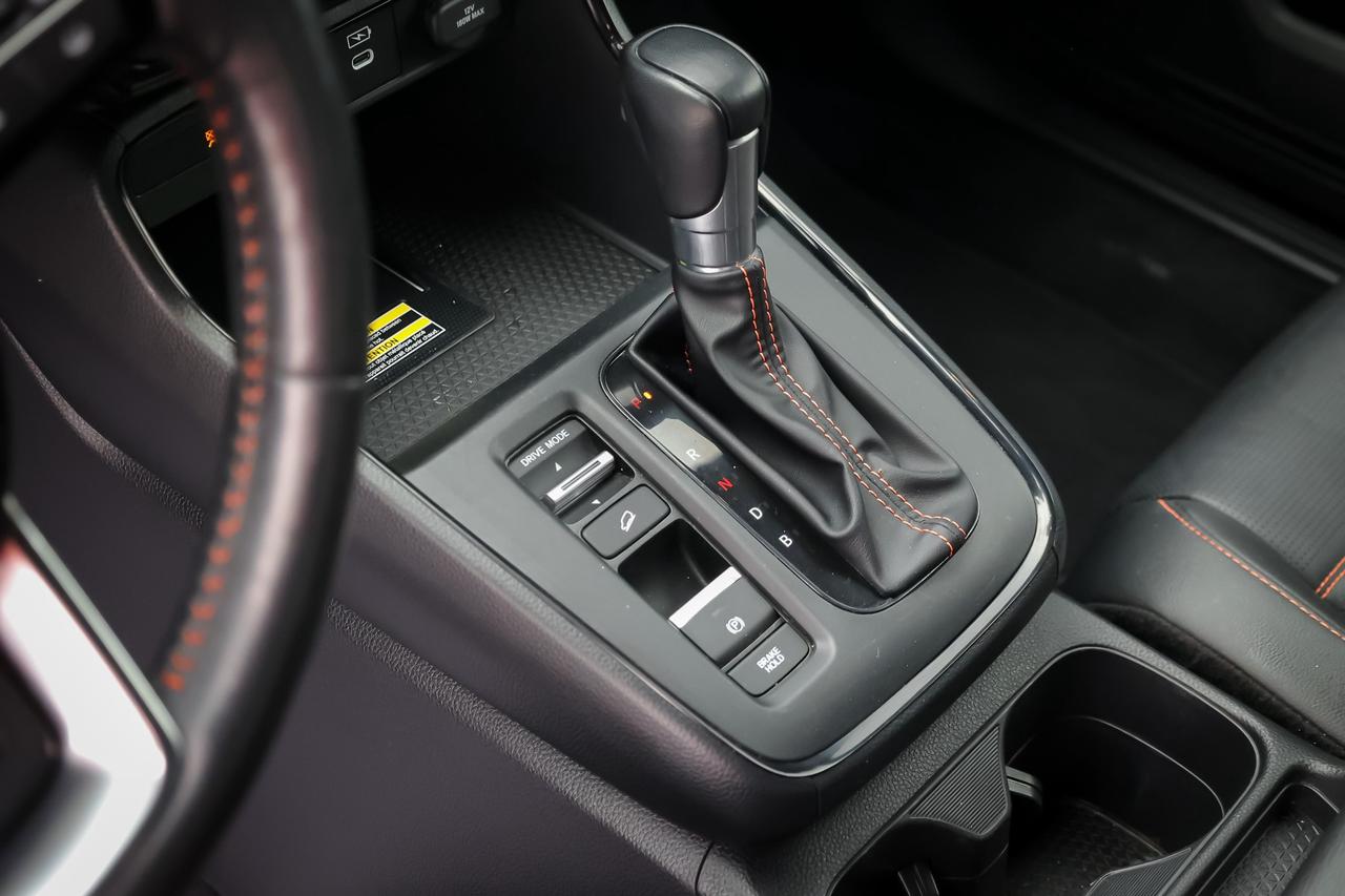2023 Honda CR-V Hybrid Touring 4dr All-Wheel Drive Photo
