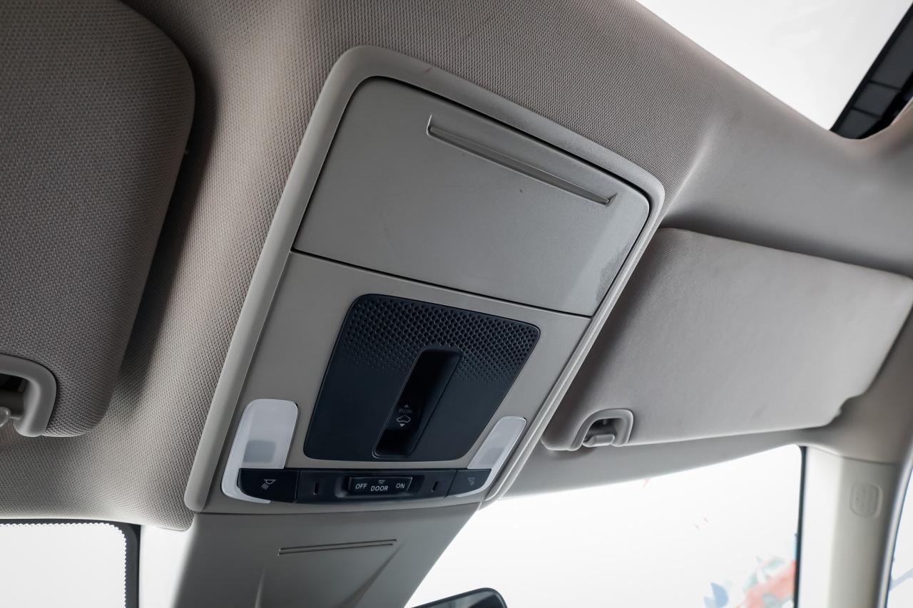 2023 Honda Civic Touring 4dr Sedan Photo