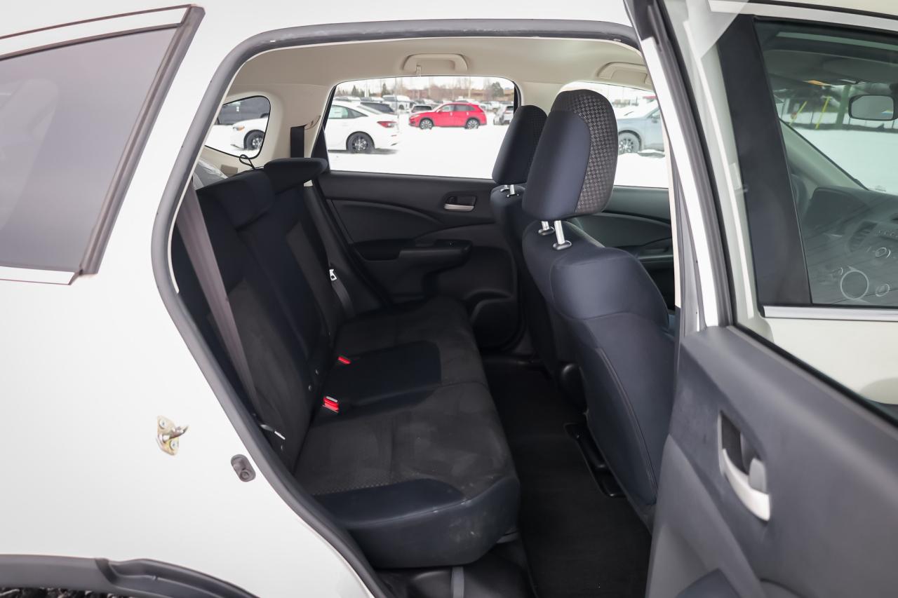 2016 Honda CR-V LX 4dr Front-wheel Drive Photo