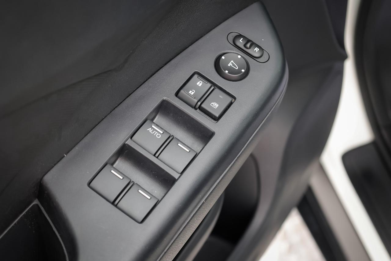 2016 Honda CR-V LX 4dr Front-wheel Drive Photo