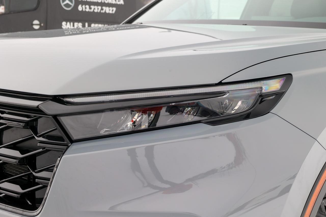 2024 Honda CR-V Hybrid Touring 4dr All-Wheel Drive Photo