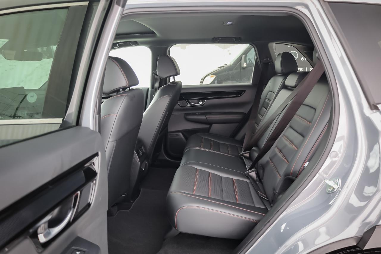 2024 Honda CR-V Hybrid Touring 4dr All-Wheel Drive Photo