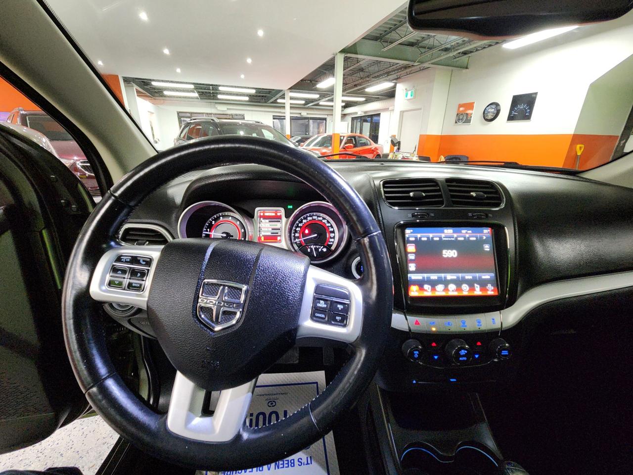 2018 Dodge Journey GT AWD SUNROOF LEATHER 7PASS NAVI No Accidents Photo