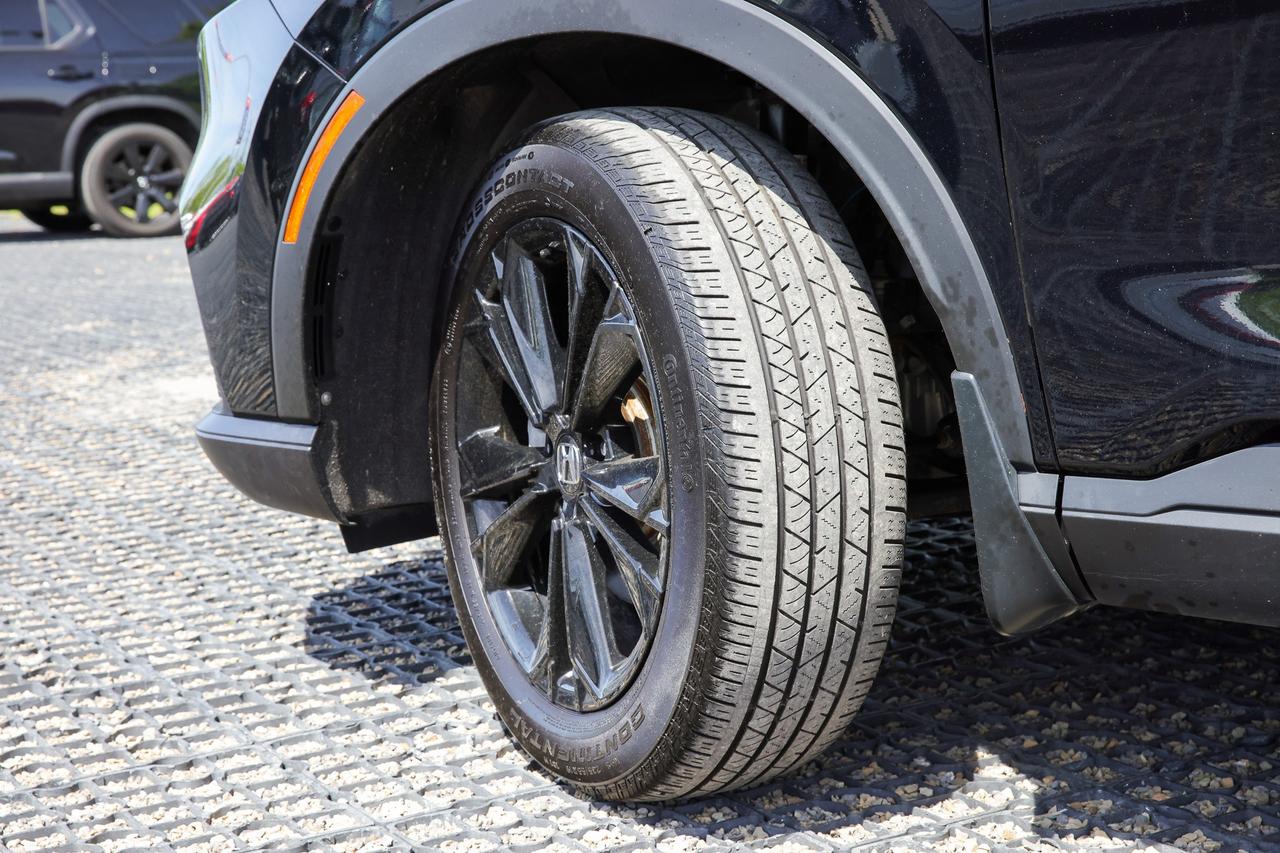 2024 Honda CR-V Hybrid Touring 4dr All-Wheel Drive Photo