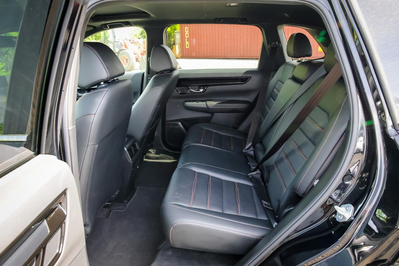 2024 Honda CR-V Hybrid Touring 4dr All-Wheel Drive Photo