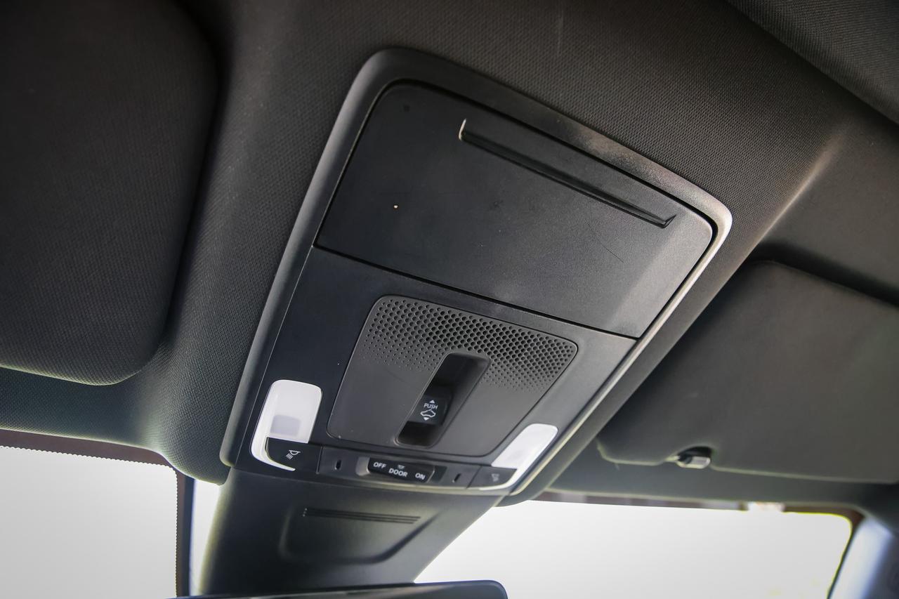 2024 Honda CR-V Hybrid Touring 4dr All-Wheel Drive Photo