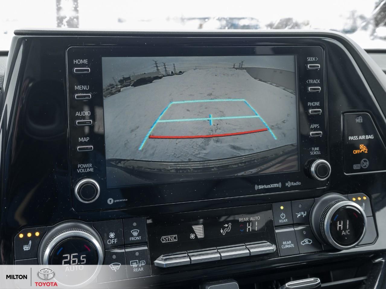 2021 Toyota Highlander LEATHER SUNROOF BLIND SPOT ONE OWNER NEW TIRES AND Photo