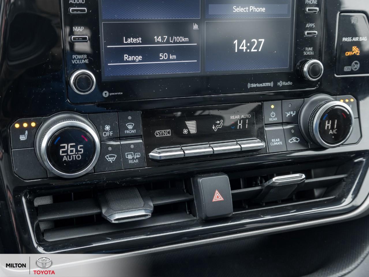 2021 Toyota Highlander LEATHER SUNROOF BLIND SPOT ONE OWNER NEW TIRES AND Photo