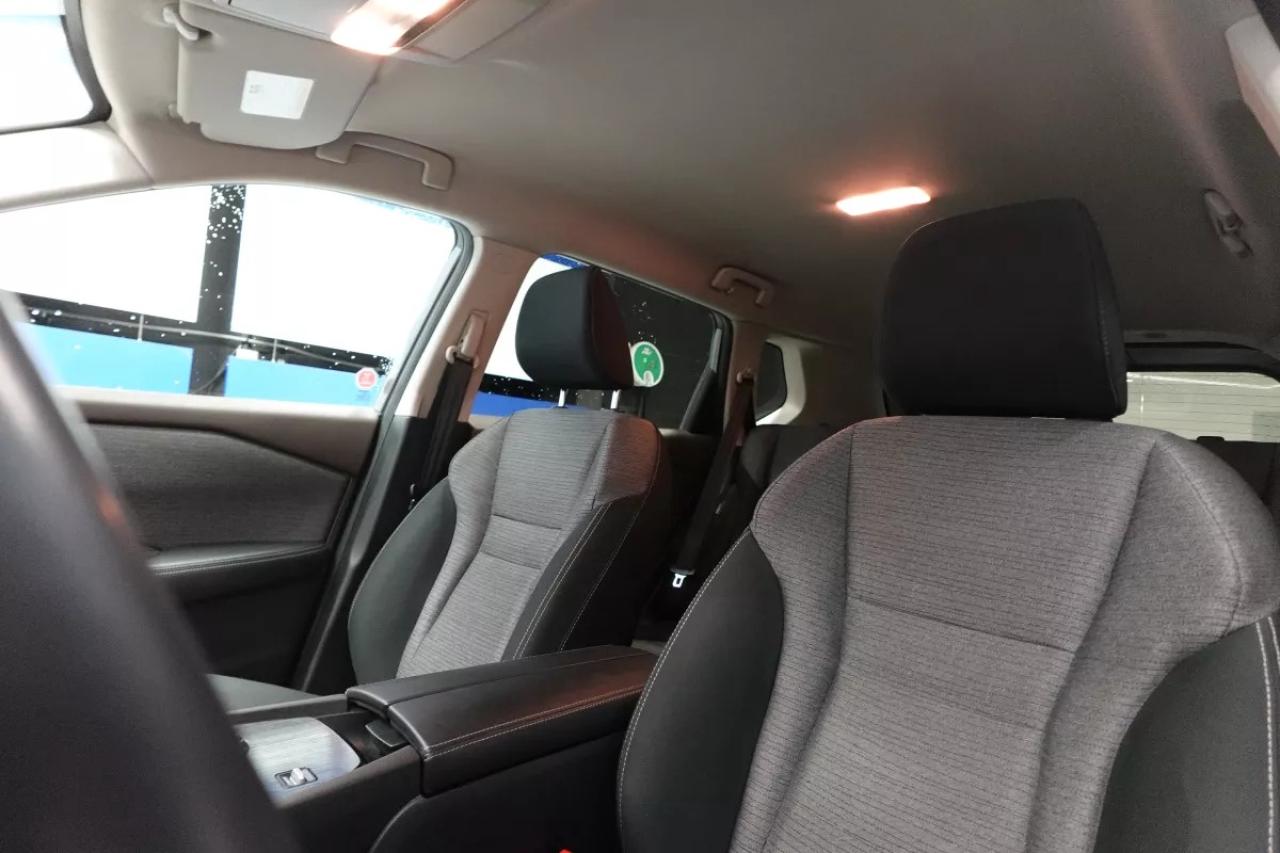 2021 Nissan Rogue S   HEATED SEATS   BACKUP CAM   APPLE CARPLAY   CR Photo