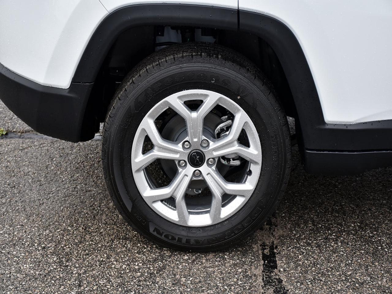 2025 Jeep Compass SPORT   HEATED SEATS   4X4   APPLE CARPLAY Photo