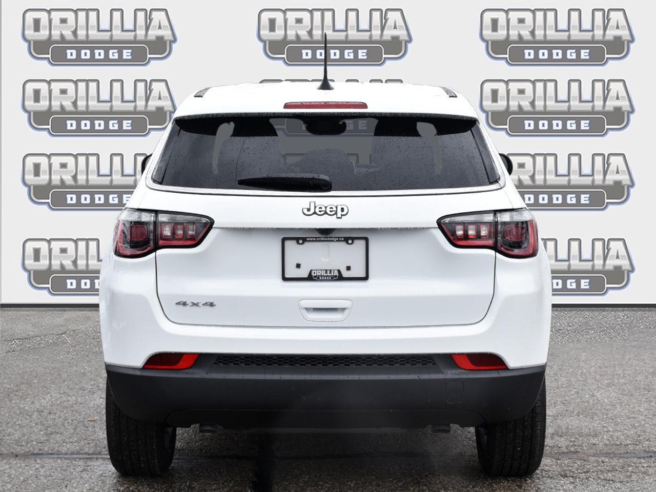 2025 Jeep Compass SPORT   HEATED SEATS   4X4   APPLE CARPLAY Photo4