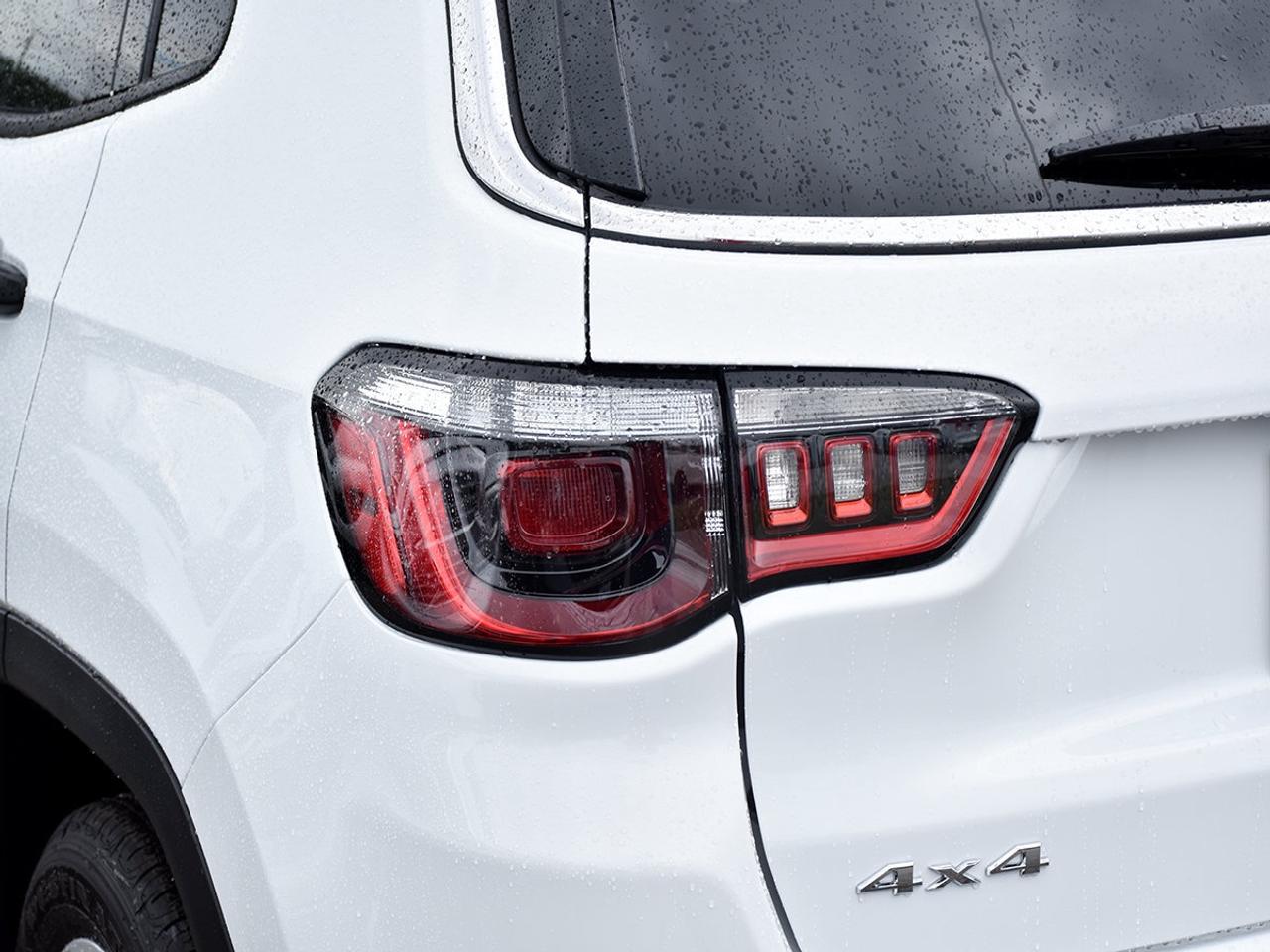 2025 Jeep Compass SPORT   HEATED SEATS   4X4   APPLE CARPLAY Photo