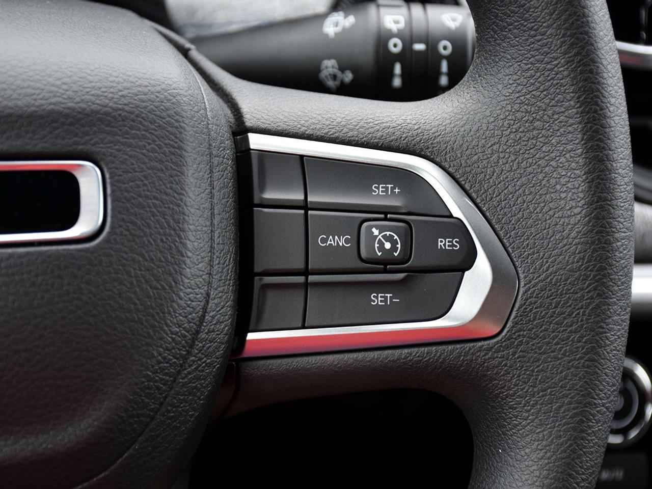 2025 Jeep Compass SPORT   HEATED SEATS   4X4   APPLE CARPLAY Photo