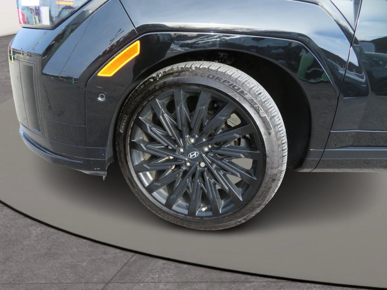 2024 Hyundai Santa Fe Ultimate Calligraphy AWD w/Beige Interior Photo2