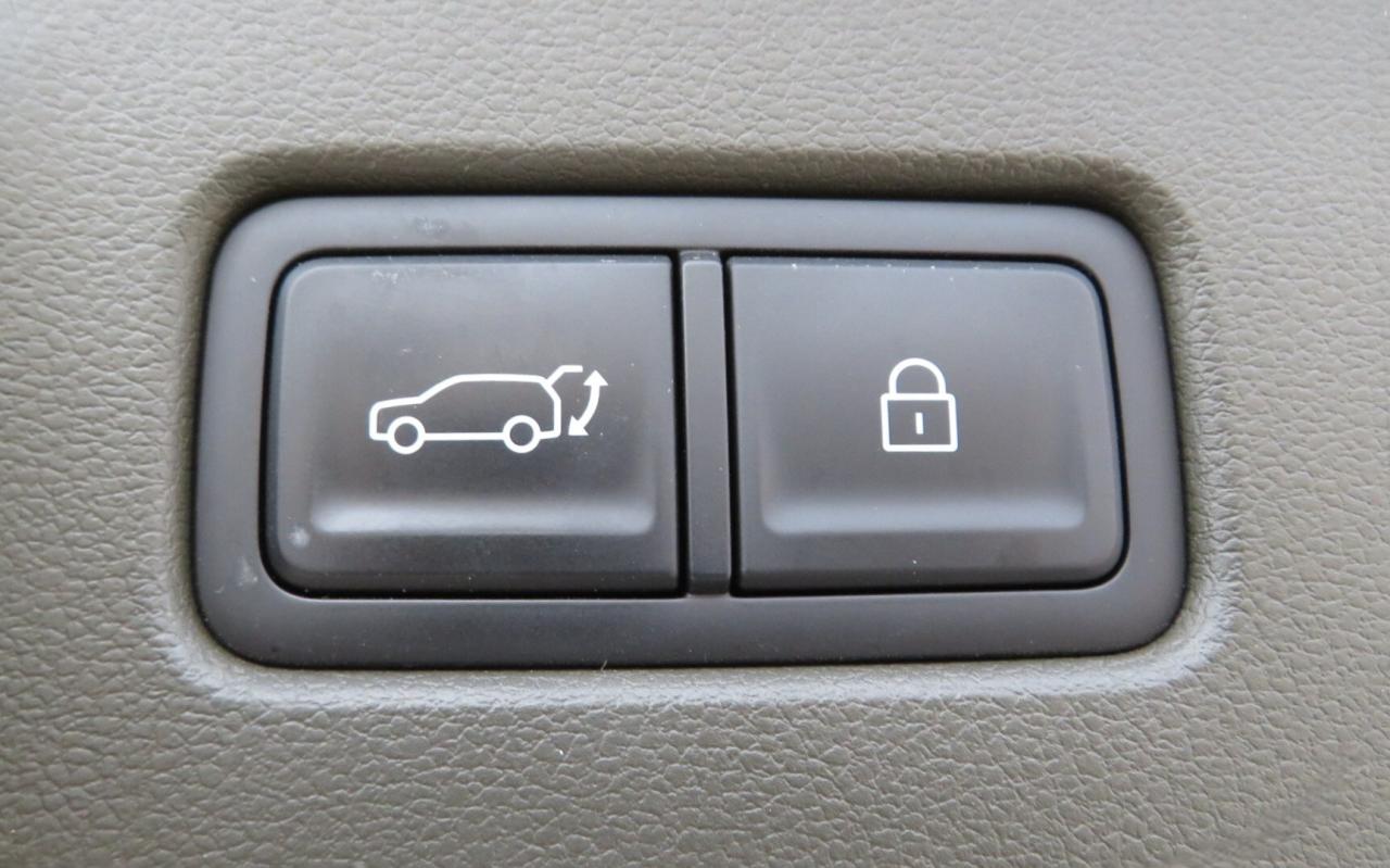 2024 Hyundai Santa Fe Ultimate Calligraphy AWD w/Beige Interior Photo