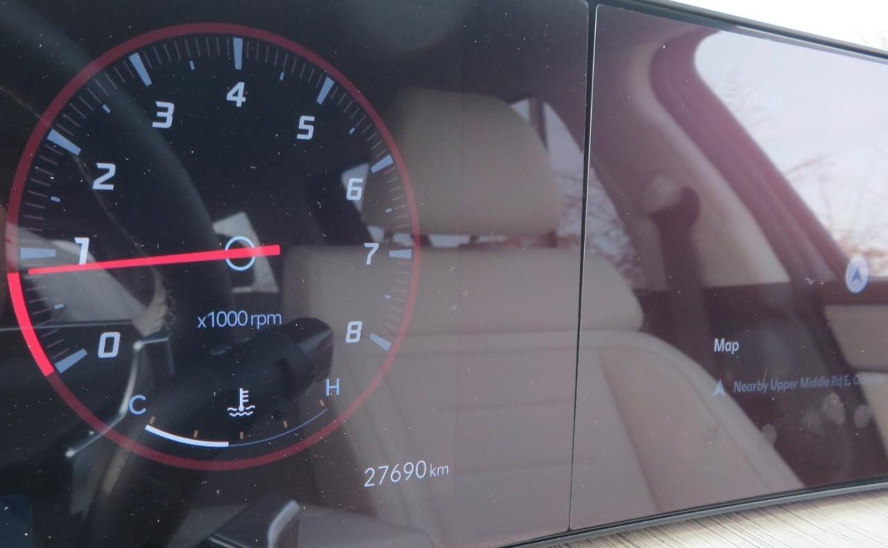 2024 Hyundai Santa Fe Ultimate Calligraphy AWD w/Beige Interior Photo