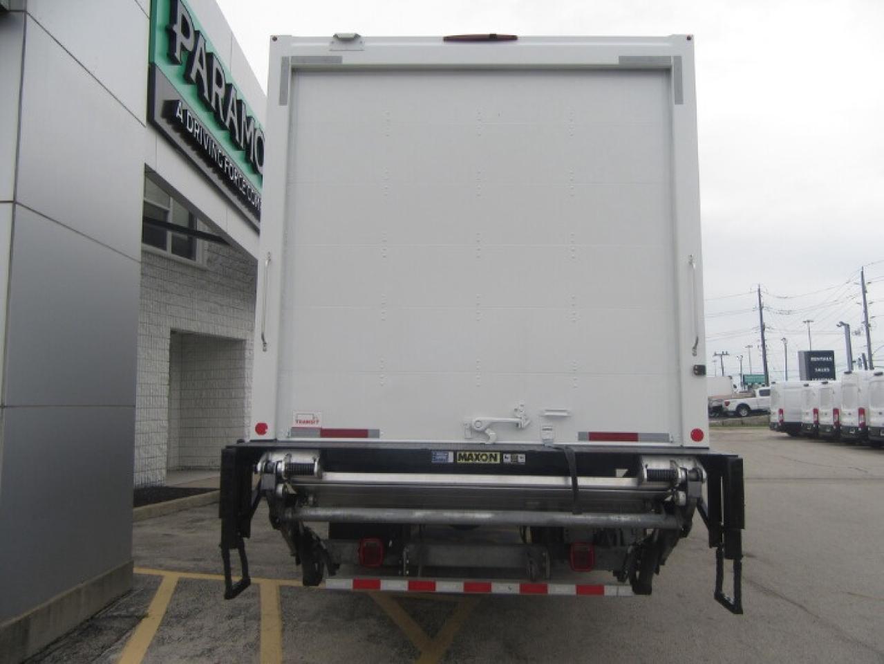 2023 Hino L7 CUMMINS 26FT BOX LARGE POWER LIFT/ROLLOUT RAMP Photo