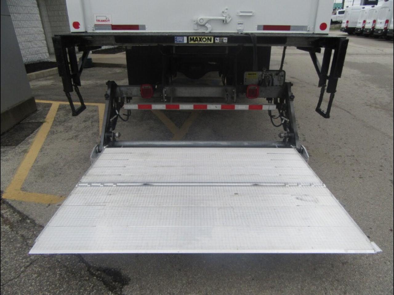 2023 Hino L7 CUMMINS 26FT BOX LARGE POWER LIFT/ROLLOUT RAMP Photo