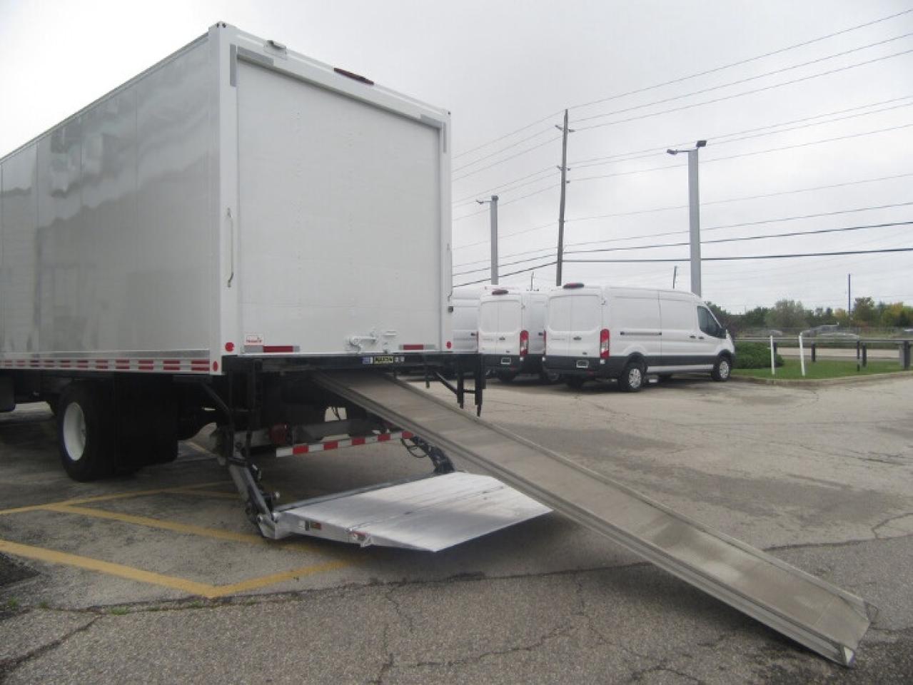 2023 Hino L7 CUMMINS 26FT BOX LARGE POWER LIFT/ROLLOUT RAMP Photo