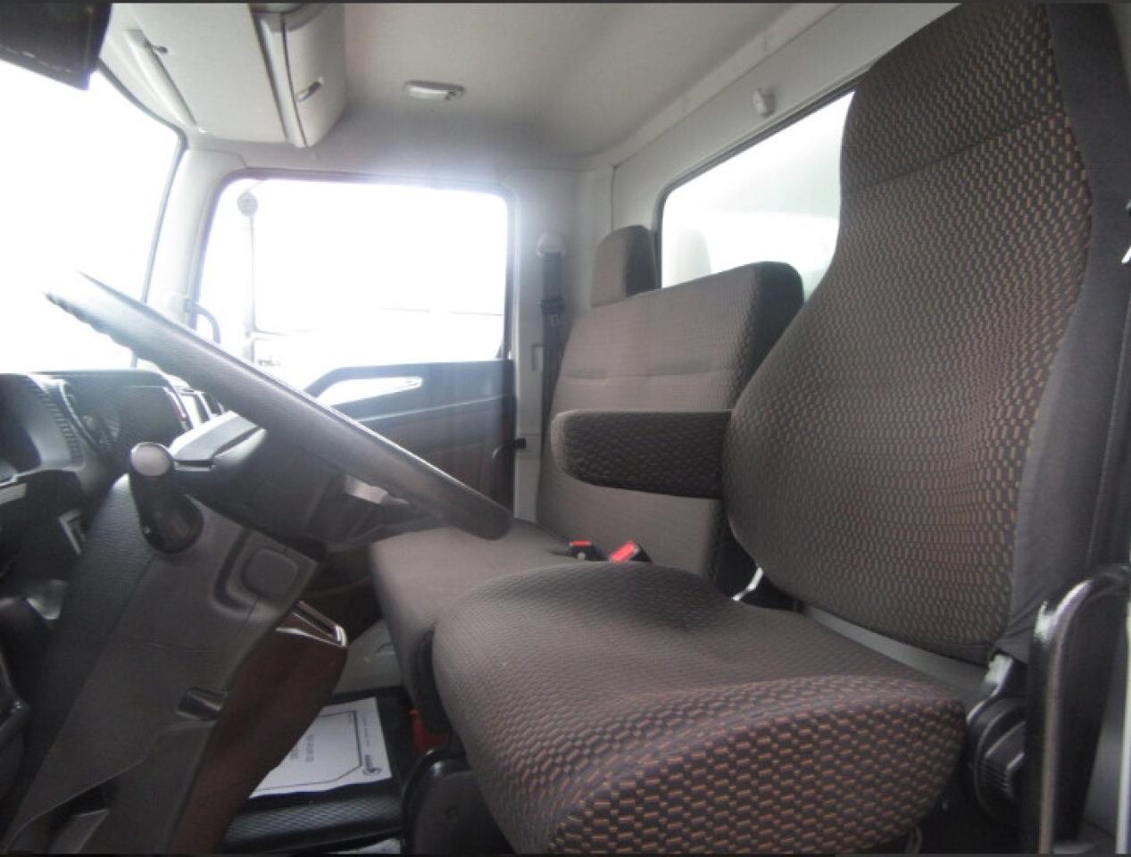 2023 Hino L7 CUMMINS 26FT BOX LARGE POWER LIFT/ROLLOUT RAMP Photo