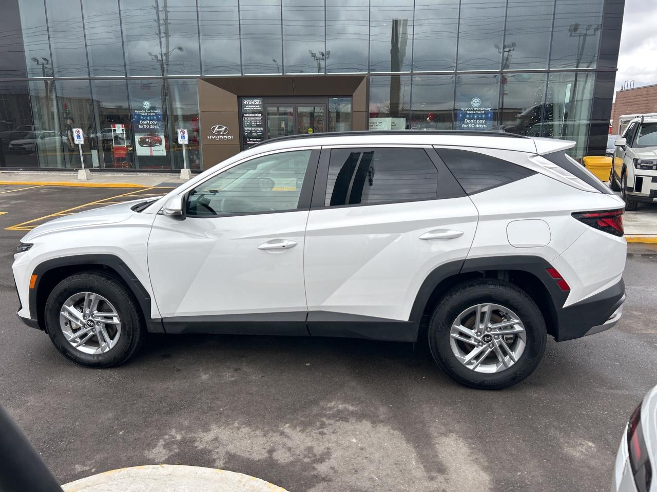 2025 Hyundai Tucson Preferred AWD   Starting from 4.49% OAC Photo