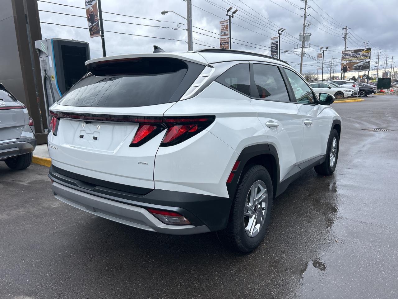 2025 Hyundai Tucson Preferred AWD   Starting from 4.49% OAC Photo