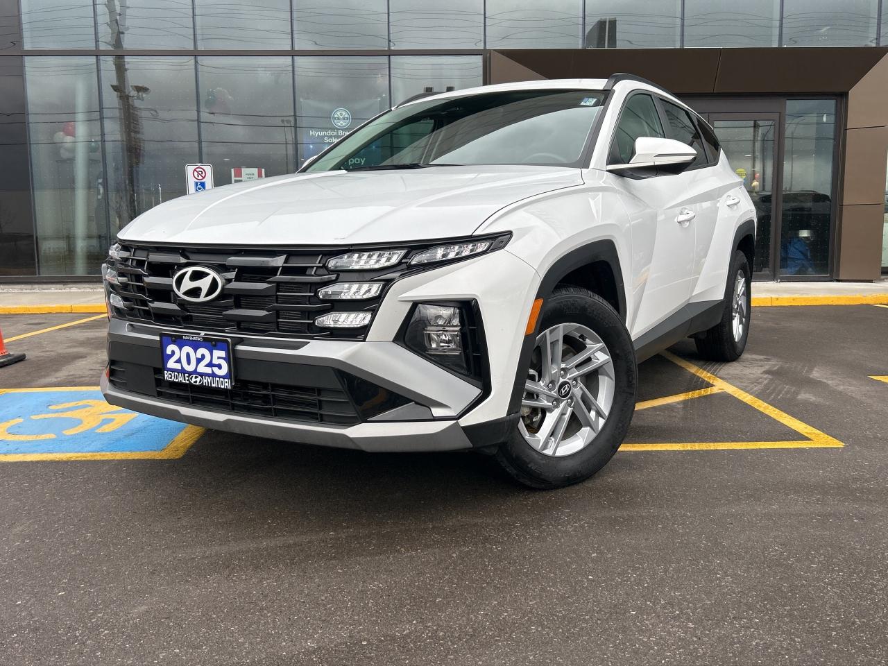 2025 Hyundai Tucson Preferred AWD   Starting from 4.49% OAC Photo