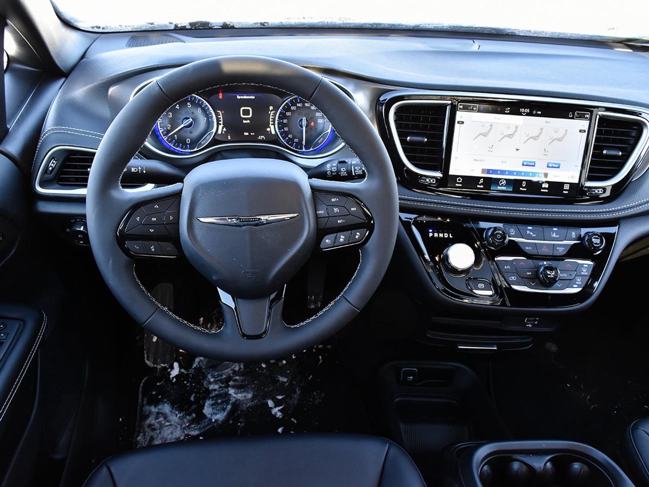 2026 Chrysler Pacifica SELECT AWD   S-APPEARANCE PKG   LEATHER   POWER DO Photo