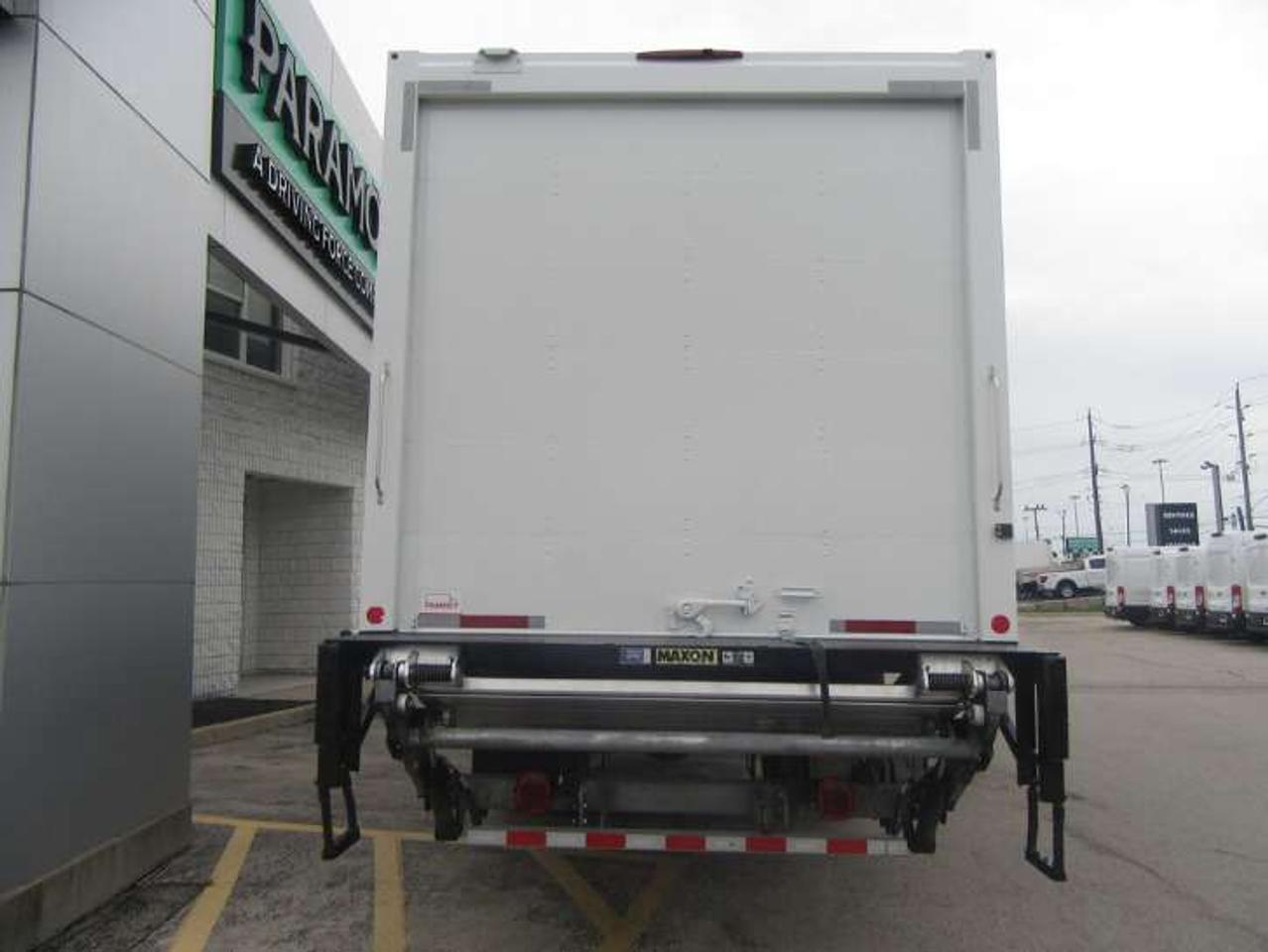 2023 Hino L7 CUMMINS 26FT BOX LARGE POWER LIFT/ROLLOUT RAMP Photo