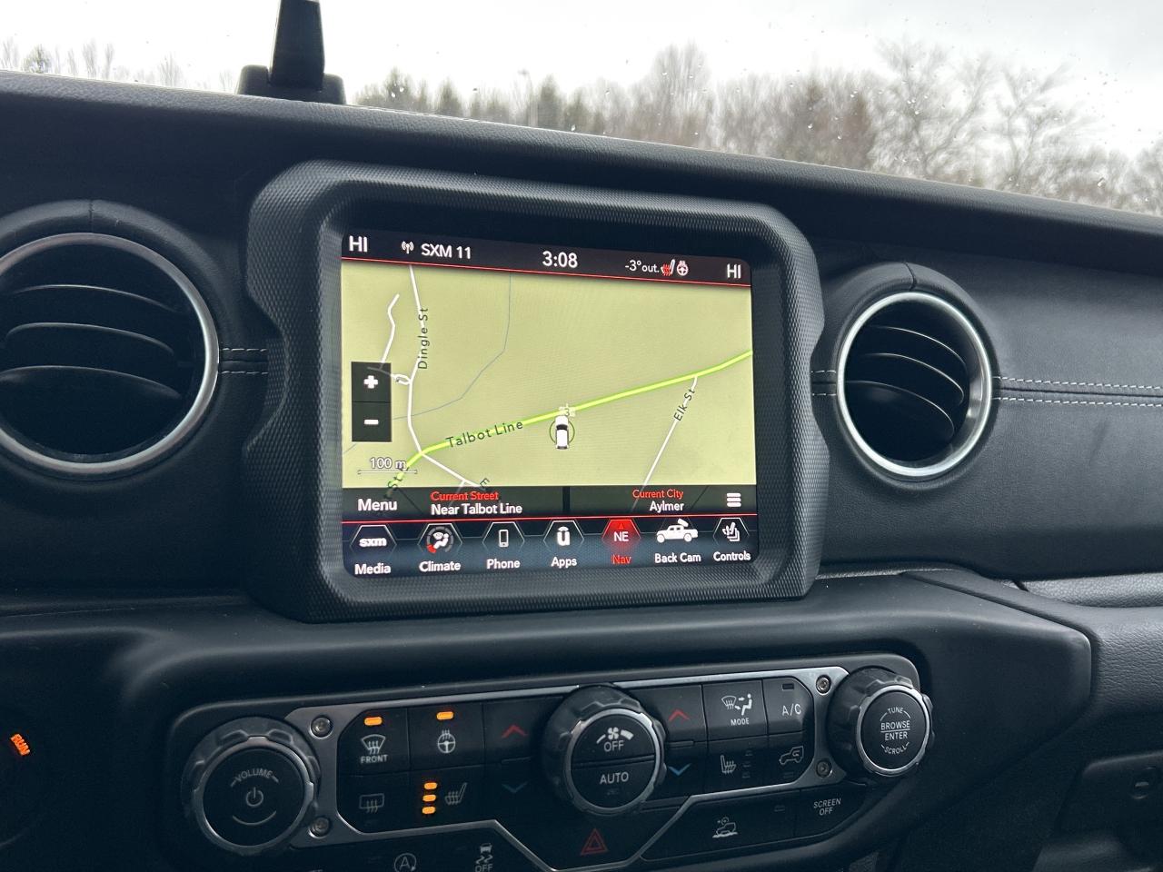 2022 Jeep Gladiator OVERLAND, CLEAN CARFAX, REMOTE START, LEATHER! Photo