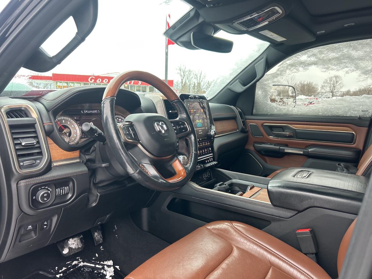 2019 RAM 1500 LARAMIE LONGHORN, FULLY LOADED, ALL THE TOYS! Photo