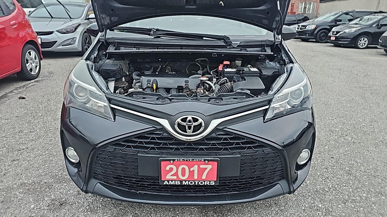 2017 Toyota Yaris 5dr HB SE Auto/Poewr Locks/Power Window/Alloy Whee Photo