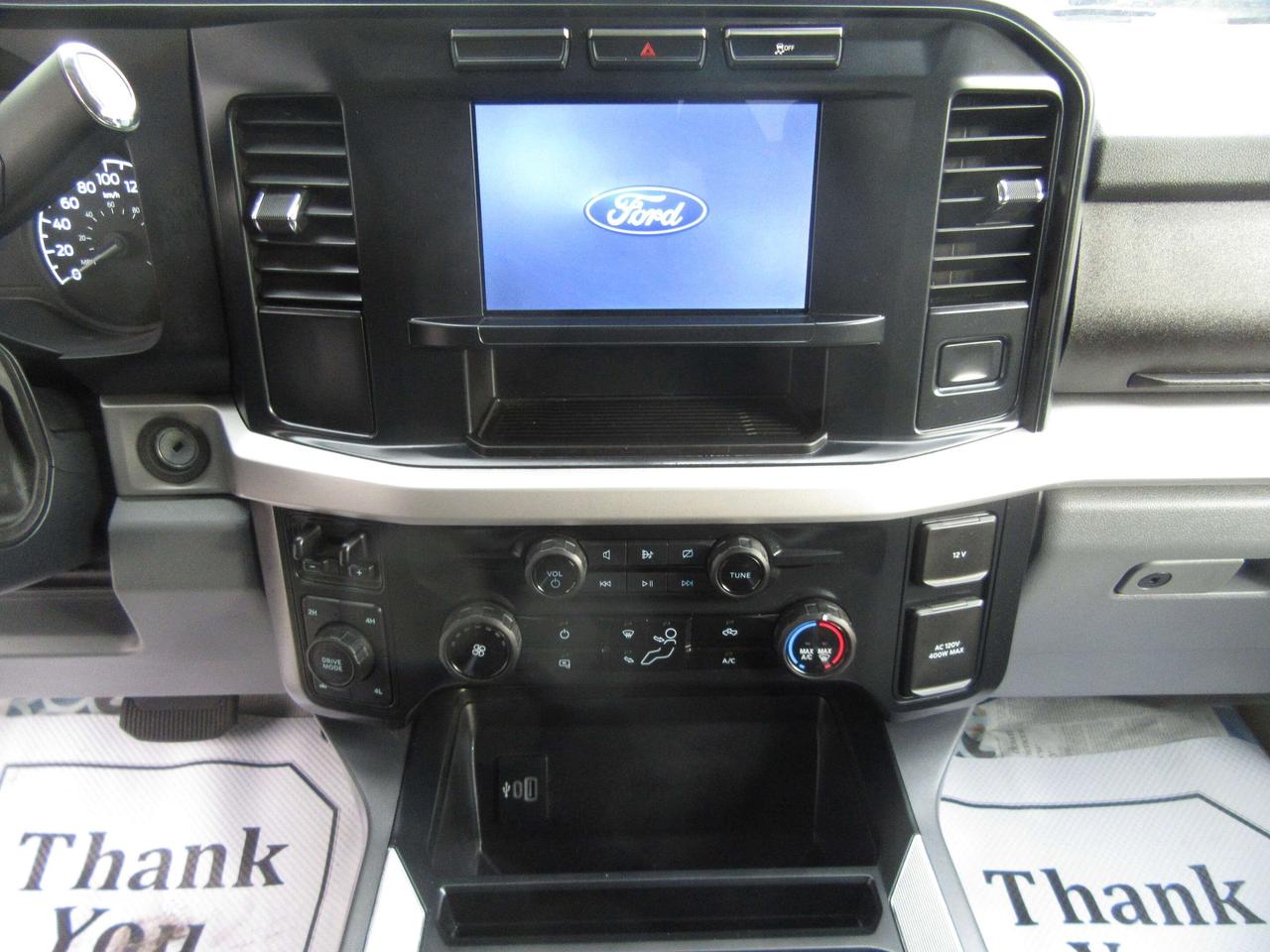 2024 Ford F-350 CREW CAB XLT 4X4 8FT LONG BOX Photo