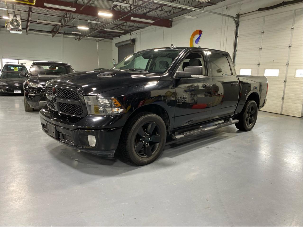 Used 2022 RAM 1500 Classic SLT 3.6L 4x4 for sale in North York, ON