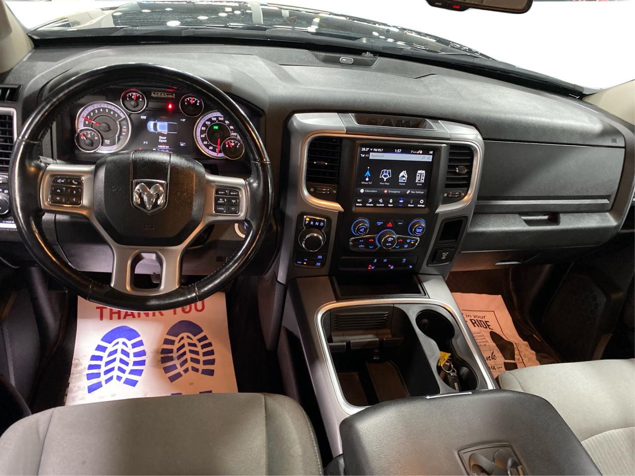 2022 RAM 1500 Classic SLT 3.6L 4x4 Photo