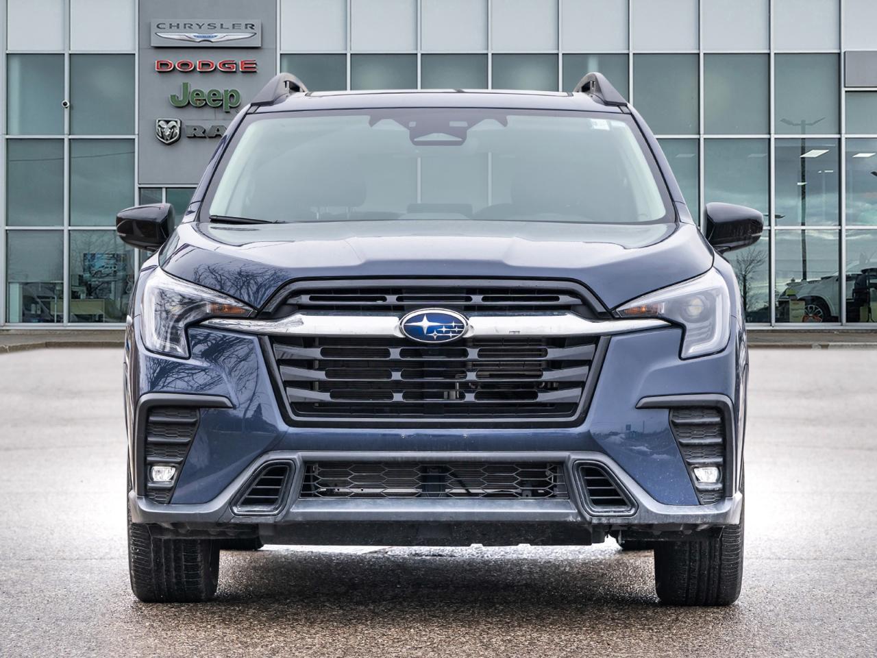 2025 Subaru ASCENT Limited 8-Passenger  ROOF  ONE OWNER  LOW KMS Photo