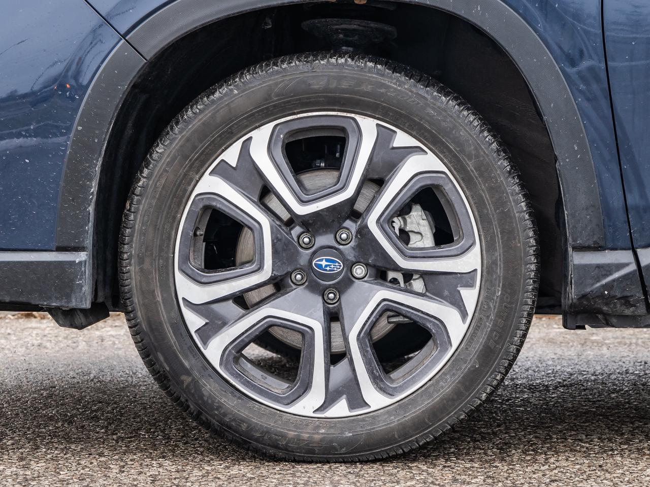 2025 Subaru ASCENT Limited 8-Passenger  ROOF  ONE OWNER  LOW KMS Photo