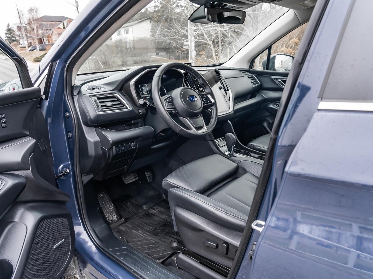 2025 Subaru ASCENT Limited 8-Passenger  ROOF  ONE OWNER  LOW KMS Photo