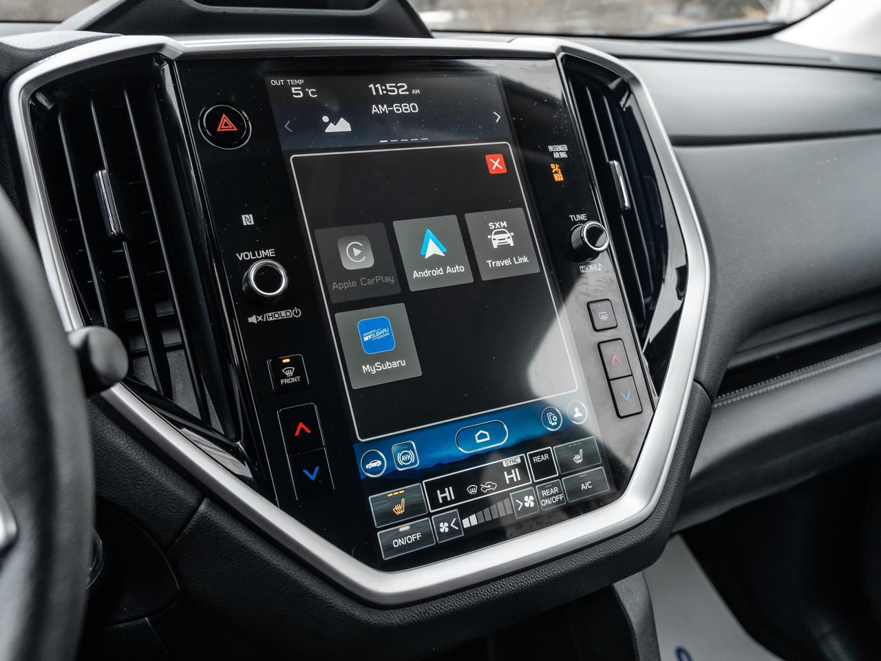 2025 Subaru ASCENT Limited 8-Passenger  ROOF  ONE OWNER  LOW KMS Photo