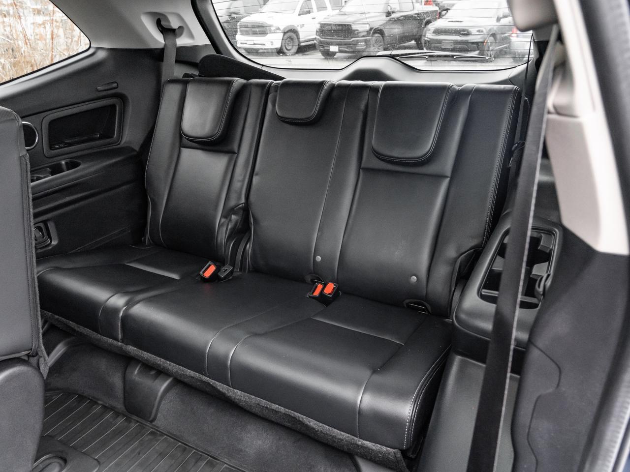 2025 Subaru ASCENT Limited 8-Passenger  ROOF  ONE OWNER  LOW KMS Photo