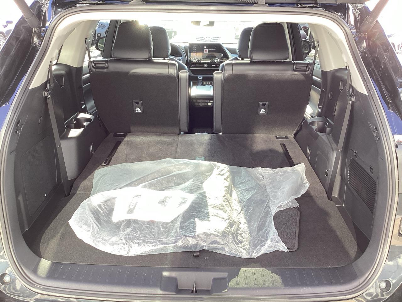 2024 Toyota Highlander LIMITED AWD Photo