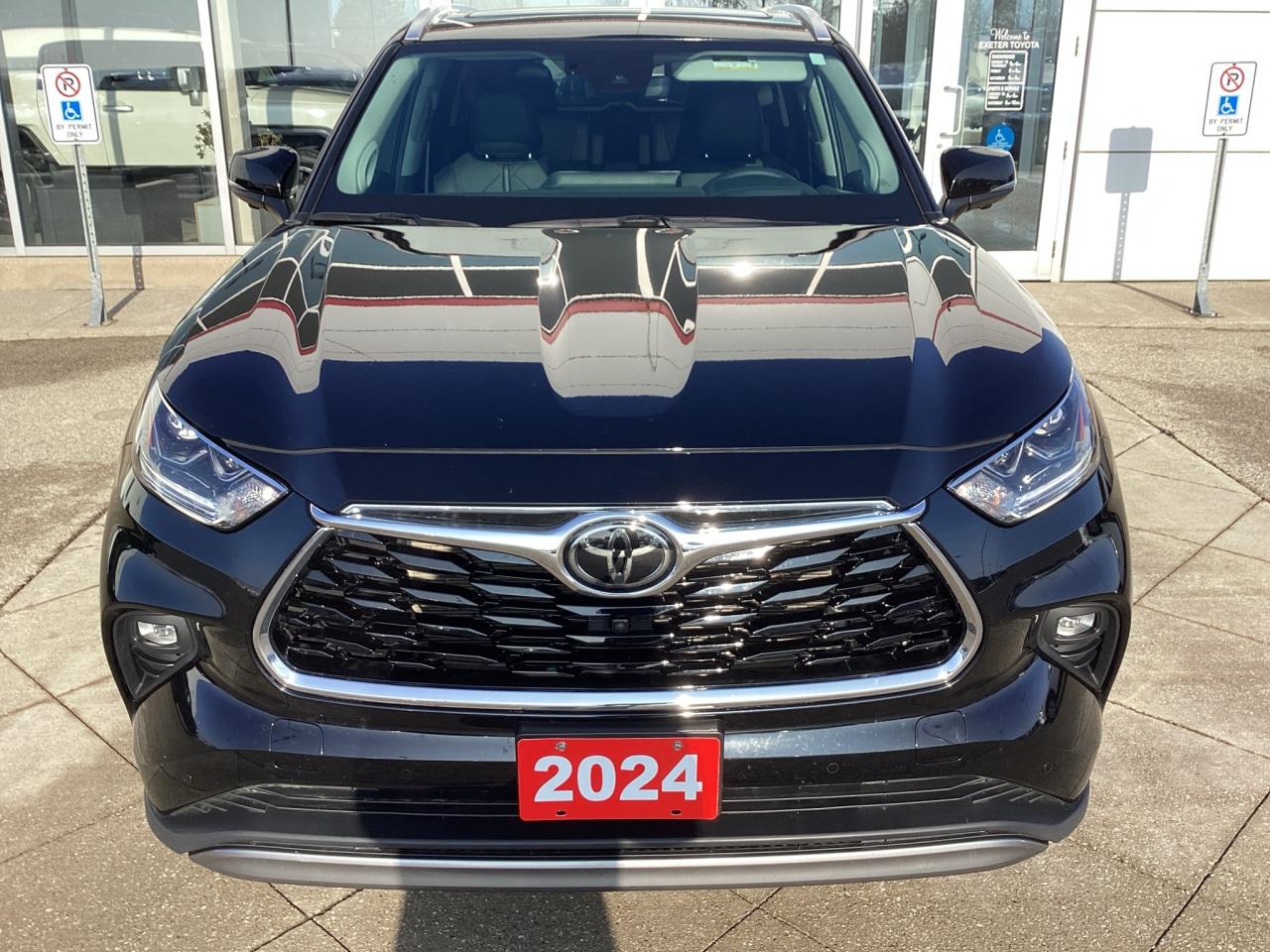 2024 Toyota Highlander LIMITED AWD Photo