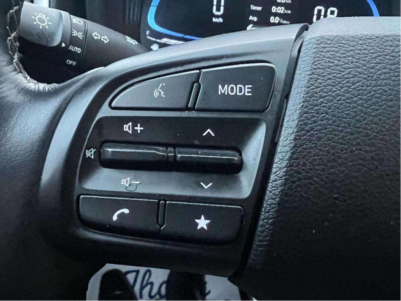 2024 Hyundai Venue Preferred IVT *HEATED SEATS *CLEAN CARFAX *LOW KMS Photo