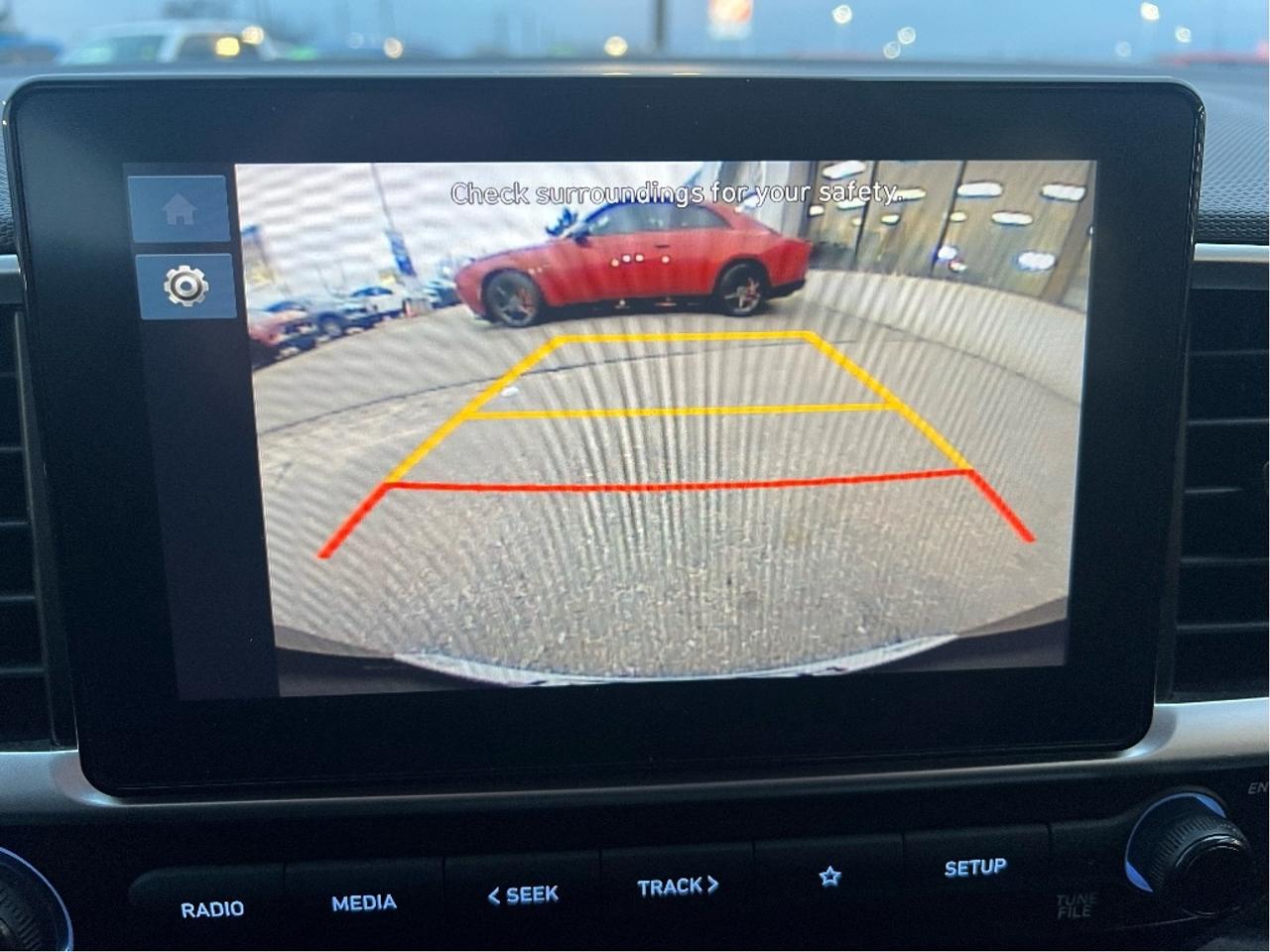 2024 Hyundai Venue Preferred IVT *HEATED SEATS *CLEAN CARFAX *LOW KMS Photo