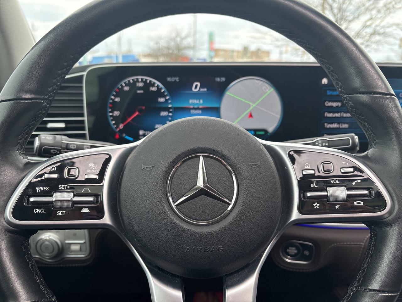2023 Mercedes-Benz GLE GLE 450 3.0L AWD   AMG PKG   Panoroof   Leather Photo2