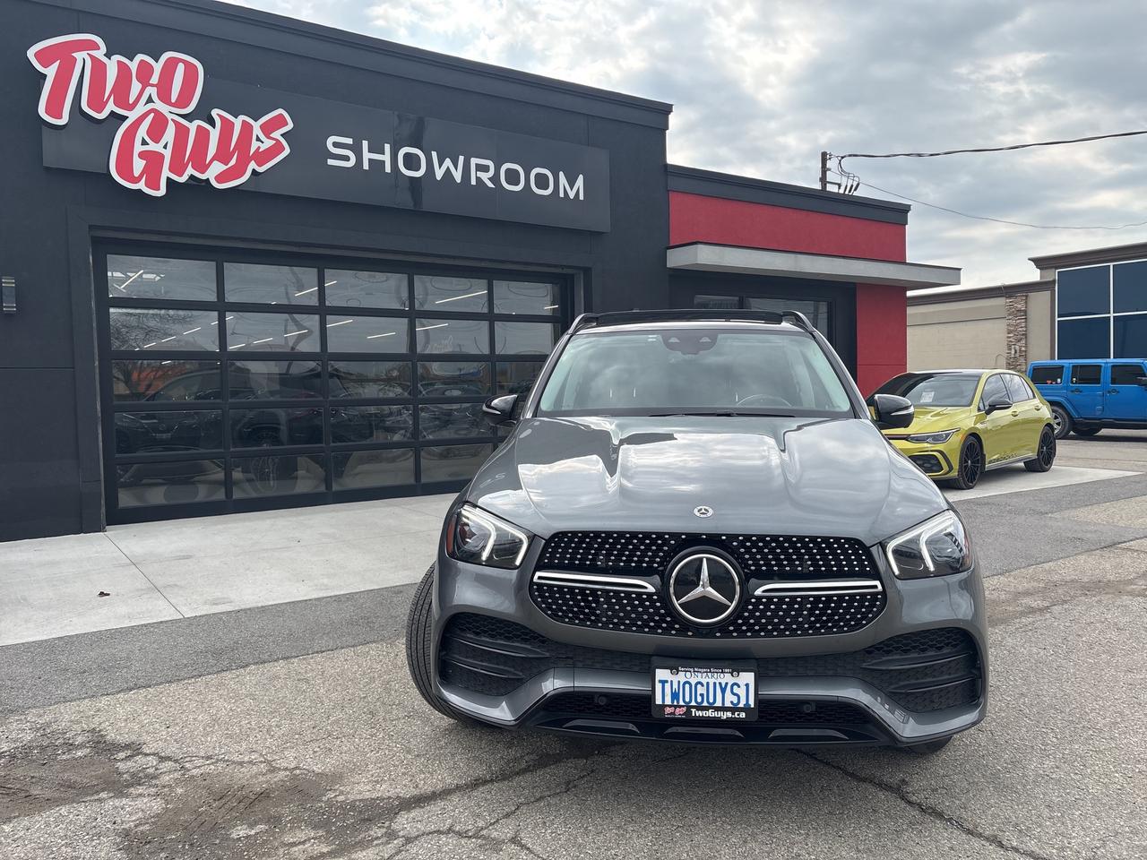 2023 Mercedes-Benz GLE GLE 450 3.0L AWD   AMG PKG   Panoroof   Leather Photo